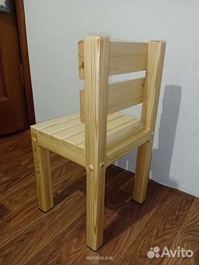 Детский стол и стул