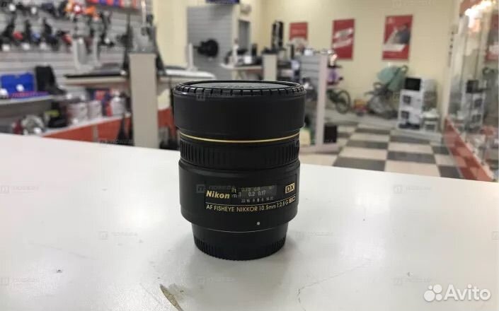 Объектив широкоформатный Nikon Nikkor 10.5mm 1:2.8