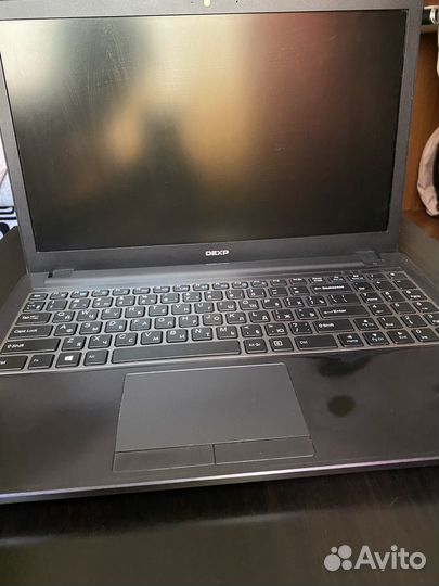 Ноутбук Dexp atlas H150