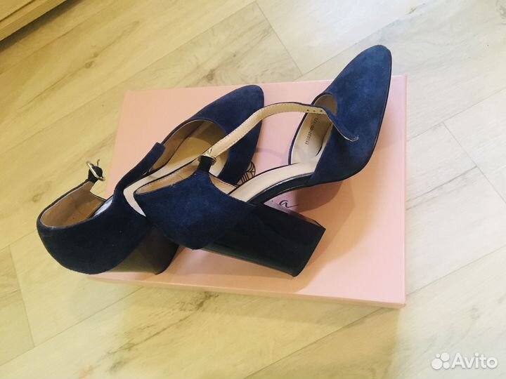 Туфли замшевые 35 размер