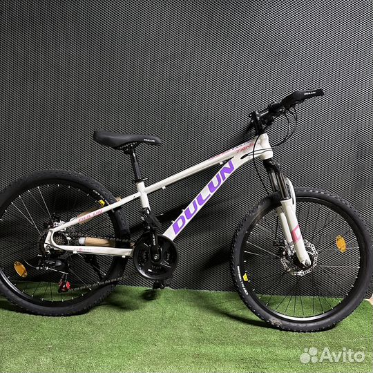 Велосипед новый 24 подростковый для девочки