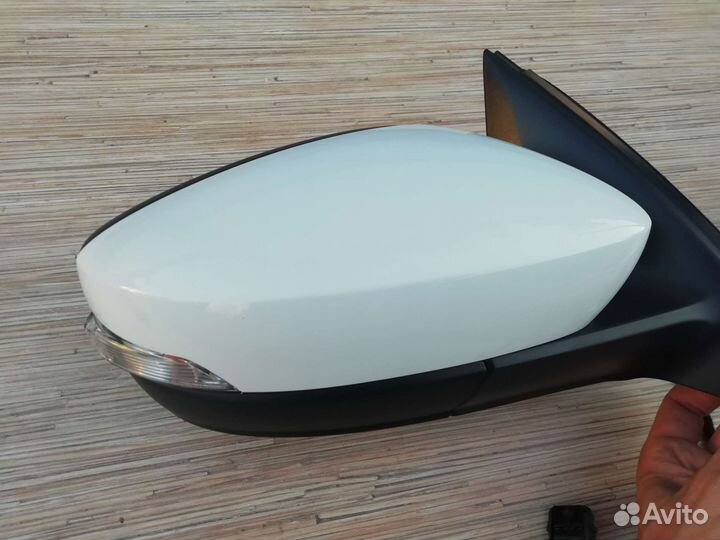 Зеркало левое / правое Volkswagen Polo mk6
