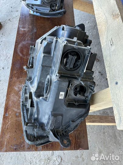 Фары на Volkswagen multivan T6 Оригинал