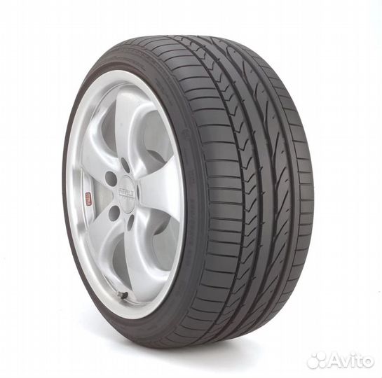 Bridgestone Potenza RE050A 275/40 R18 99Y