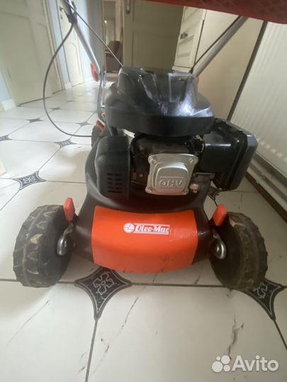 Газонокосилка бензиновая бу
