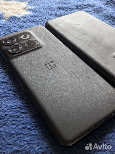 OnePlus 10T, 16/256 ГБ