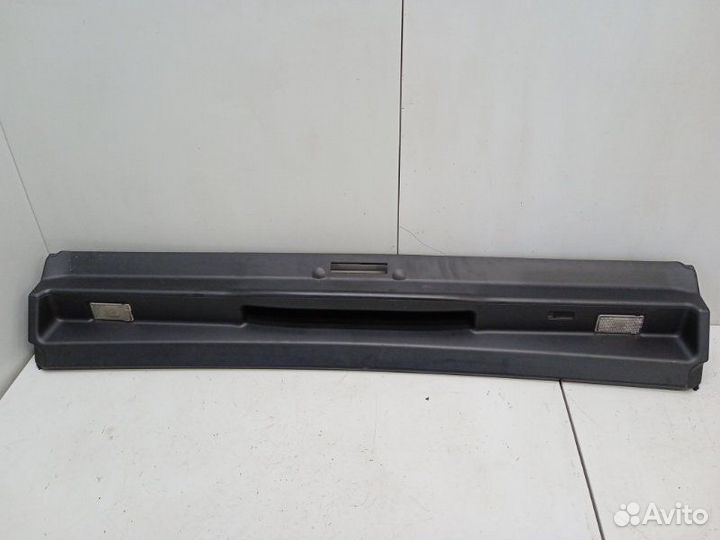 Обшивка двери багажника Land Rover Range Rover 3