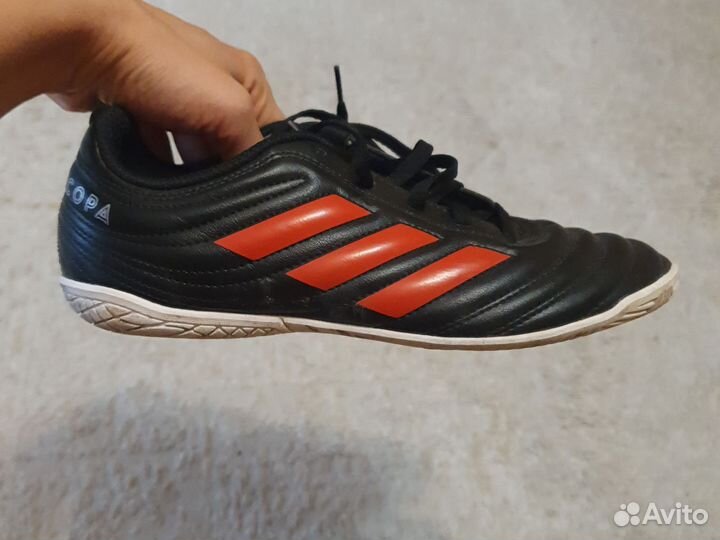 Бутсы сороконожки кроссовки adidas 37