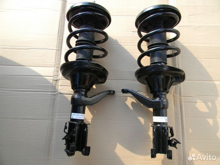 Амортизаторы (Стойки) для Хонда CR-V