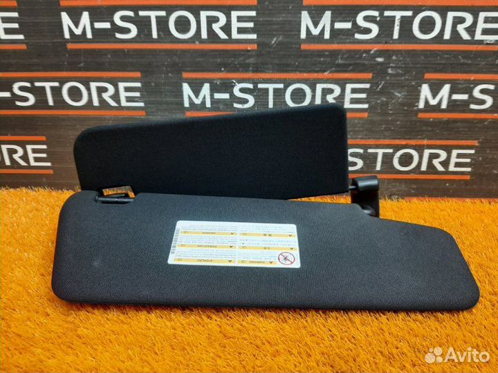 Козырек солнцезащитный левый Mercedes-Benz E-Class