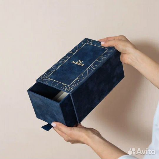 Подарочная коробка бархат опт