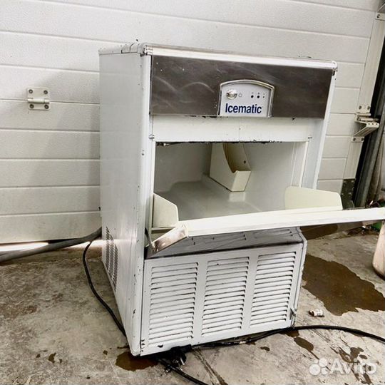 Льдогенератор Icematic E35 W