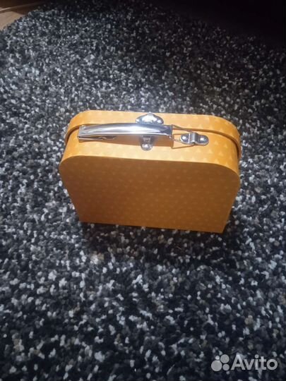 Подарочная коробка упаковка