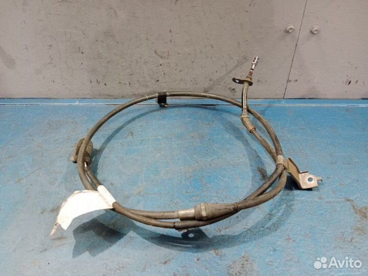 Трос ручника задний левый Nissan Teana L33