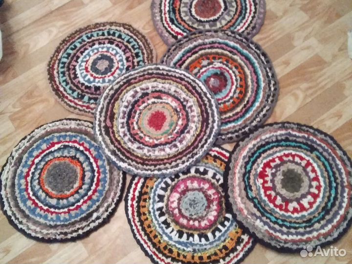 Коврик связанный крючком