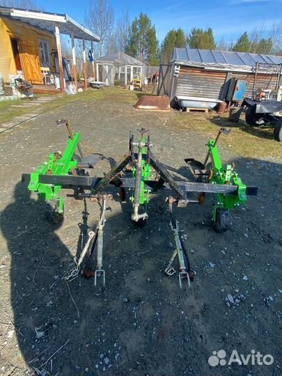 Культиватор окучник