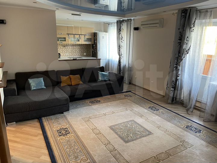 3-к. квартира, 70 м², 2/5 эт.