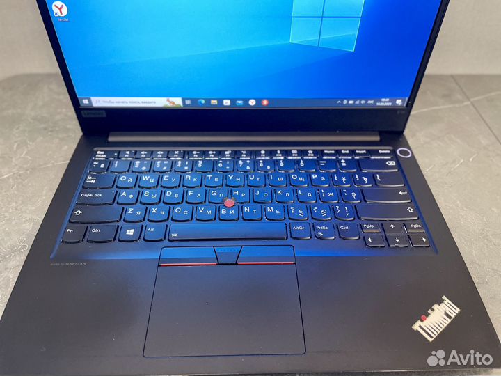 Lenovo ThinkPad E14/i5-10210u/256Gb/8Gb