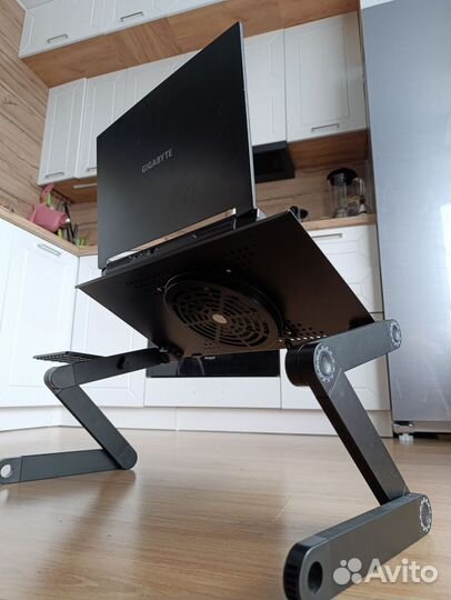 Столик подставка для ноутбука с охлаждением