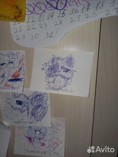 Учитель по рисованию котов