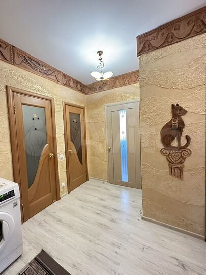 2-к. квартира, 76 м², 9/16 эт.