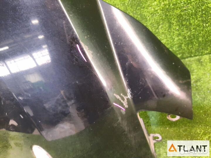 Крыло переднее левое mitsubishi chariot grandis