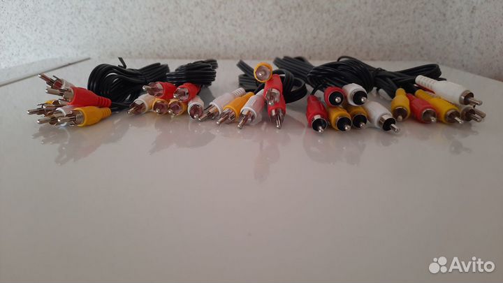 Кабель 3RCA-3RCA тюльпан 1.5 метра Black