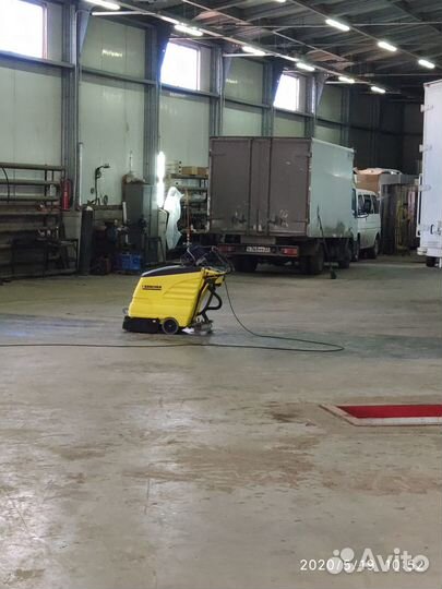 Поломоечная машина Кёрхер