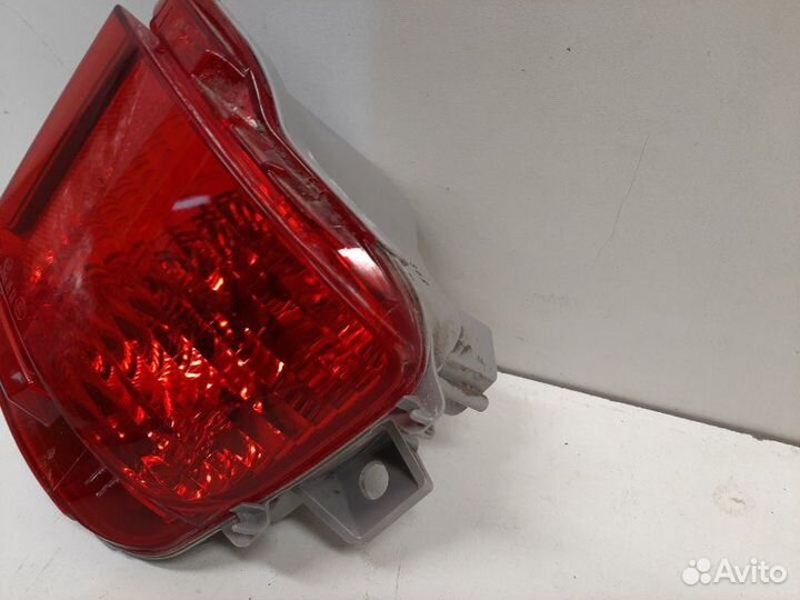 Фонарь противотуманный задний правый Toyota Land