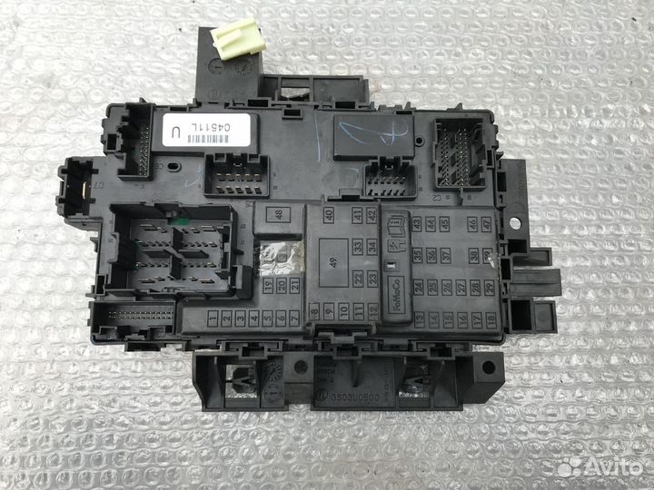 Блок предохранителей Ford Explorer V 10-15