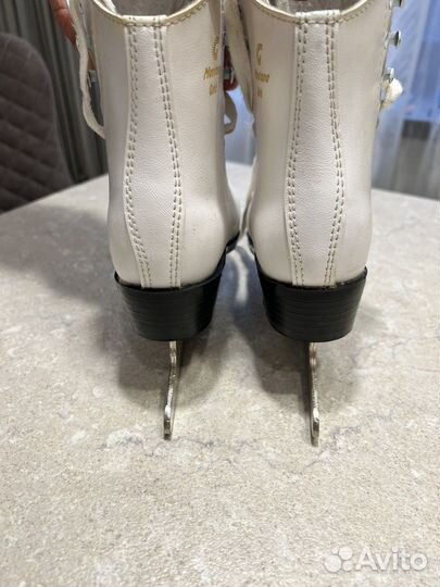 Коньки Graf Montana gold