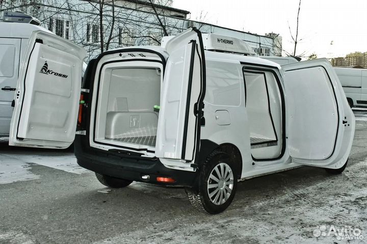 Водитель Озон на личном авто