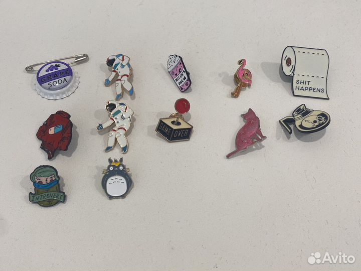 Значки железные