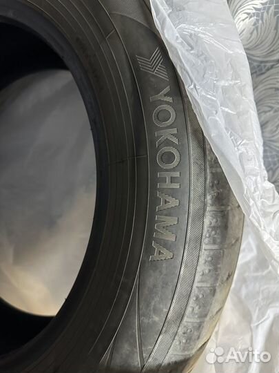 Yokohama BluEarth-A 215/65 R17 99