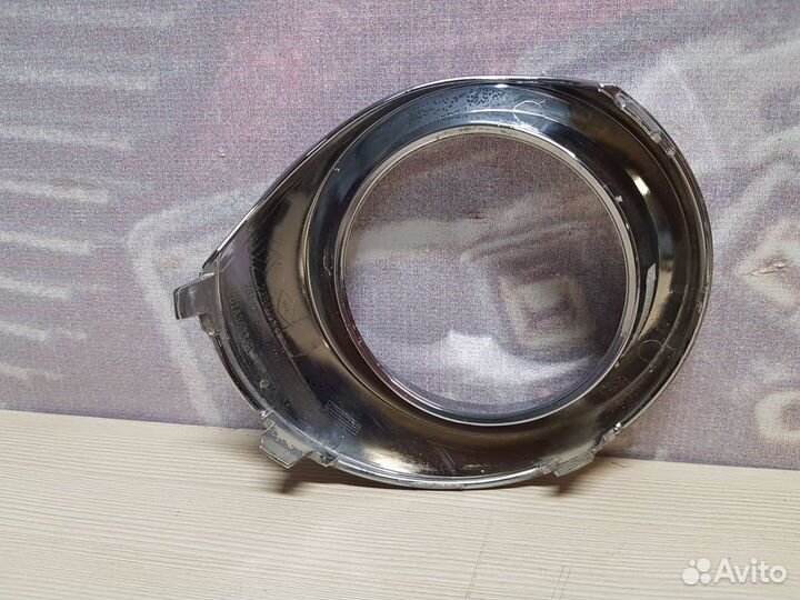 Оправа птф левая хром Renault Logan 2 H4M 2018