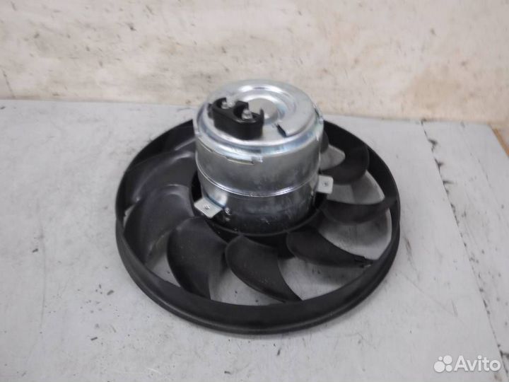 Вентилятор радиатора Volkswagen Golf 3