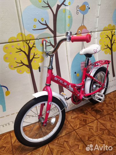 Детский велосипед (для девочек)