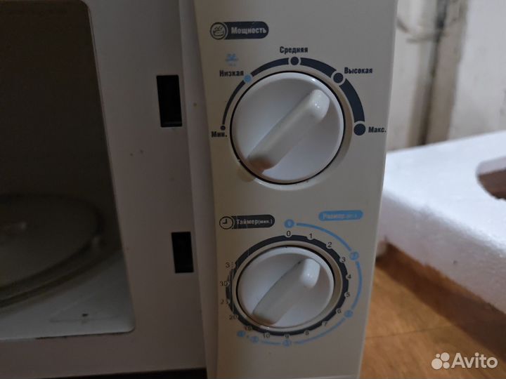 Микроволновая печь Elenberg