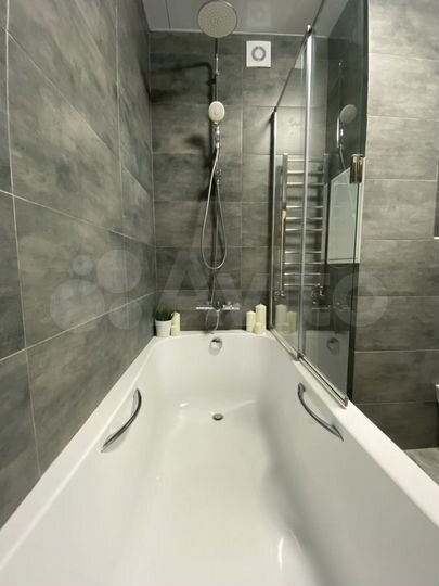 2-к. квартира, 56,4 м², 16/16 эт.