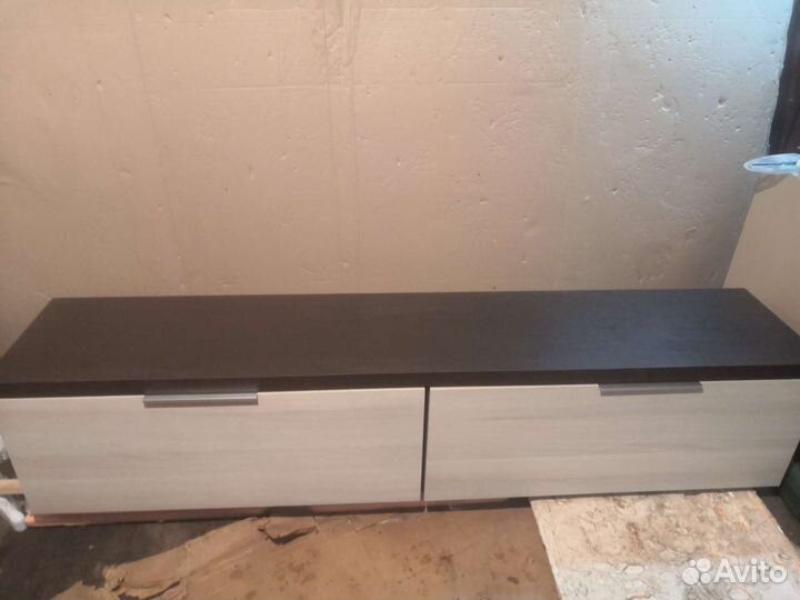 Полка настенная навесная