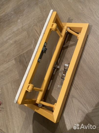 Люк ревизионный под плитку