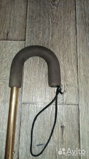 Прогулочная трость