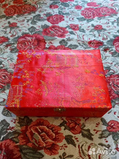 Набор посуды в колекцию. И для использования