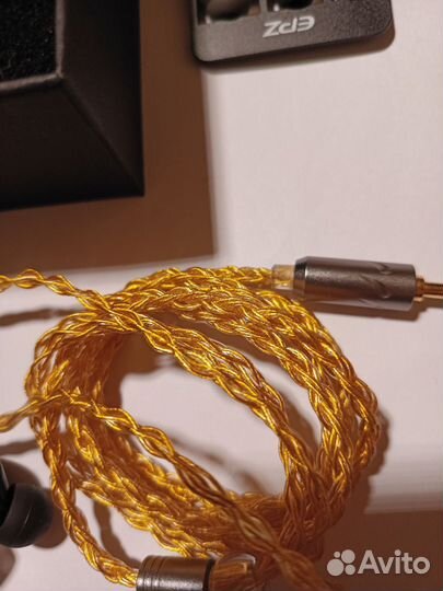 Проводные наушники EPZ Q1