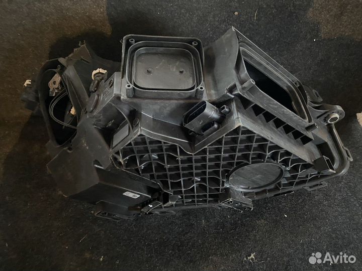 Фара передняя левая Х253 Mercedes-Benz GLC