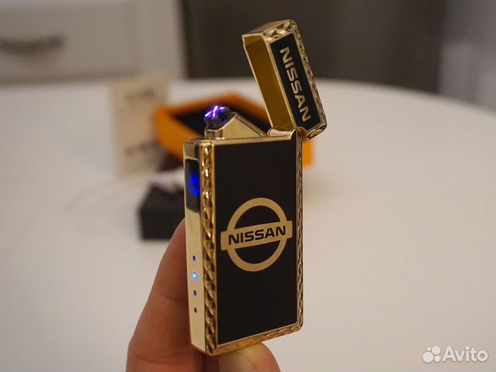 Зажигалка USB Nissan