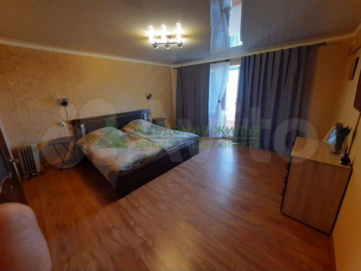 2-к. квартира, 65,9 м², 9/10 эт.