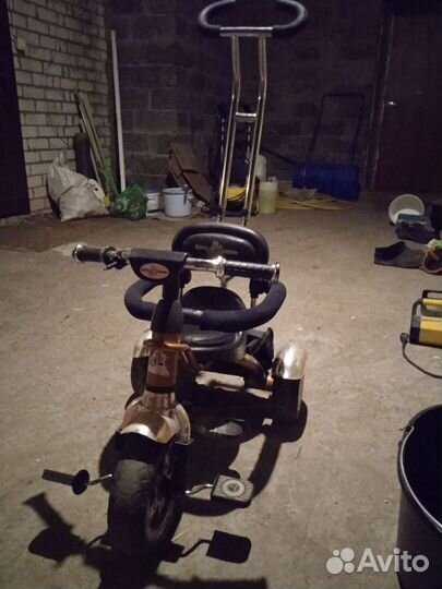 Детский трехколесный велосипед