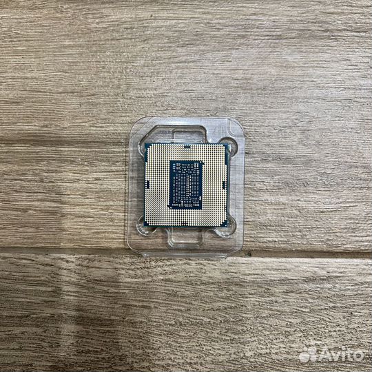 Процессор Intel Core i7 8700K