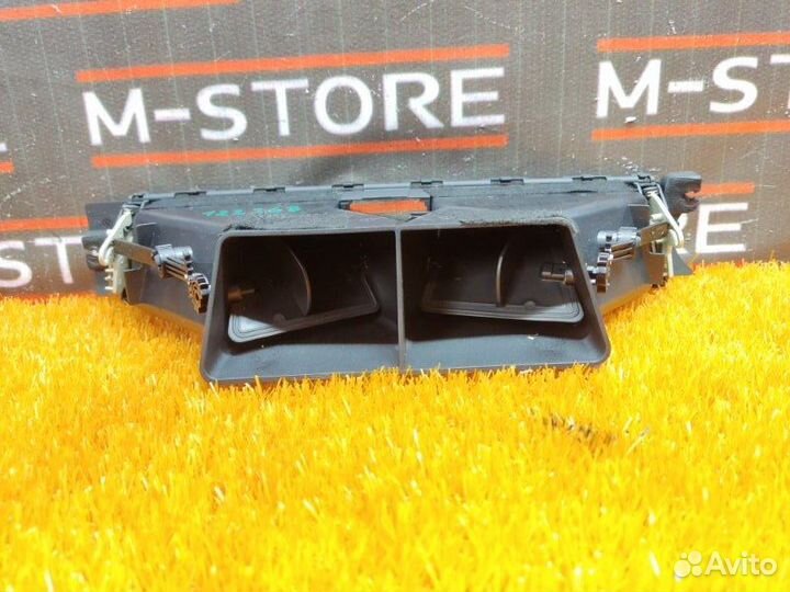 Дефлектор воздушный передний Bmw 3-Series E90